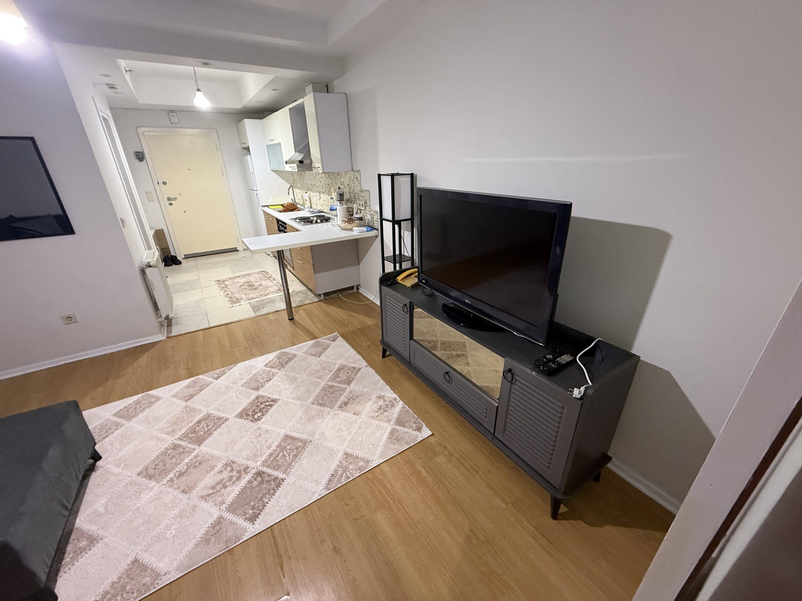 Papatya 2 Residence’da Sıfır Eşyalı Metrobüse 2 dk Satılık Daire