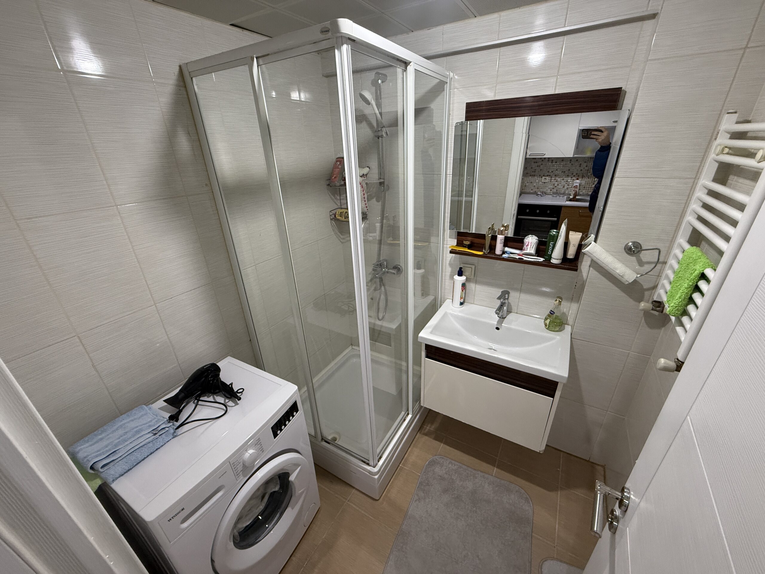 Papatya 2 Residence’da Sıfır Eşyalı Metrobüse 2 dk Satılık Daire