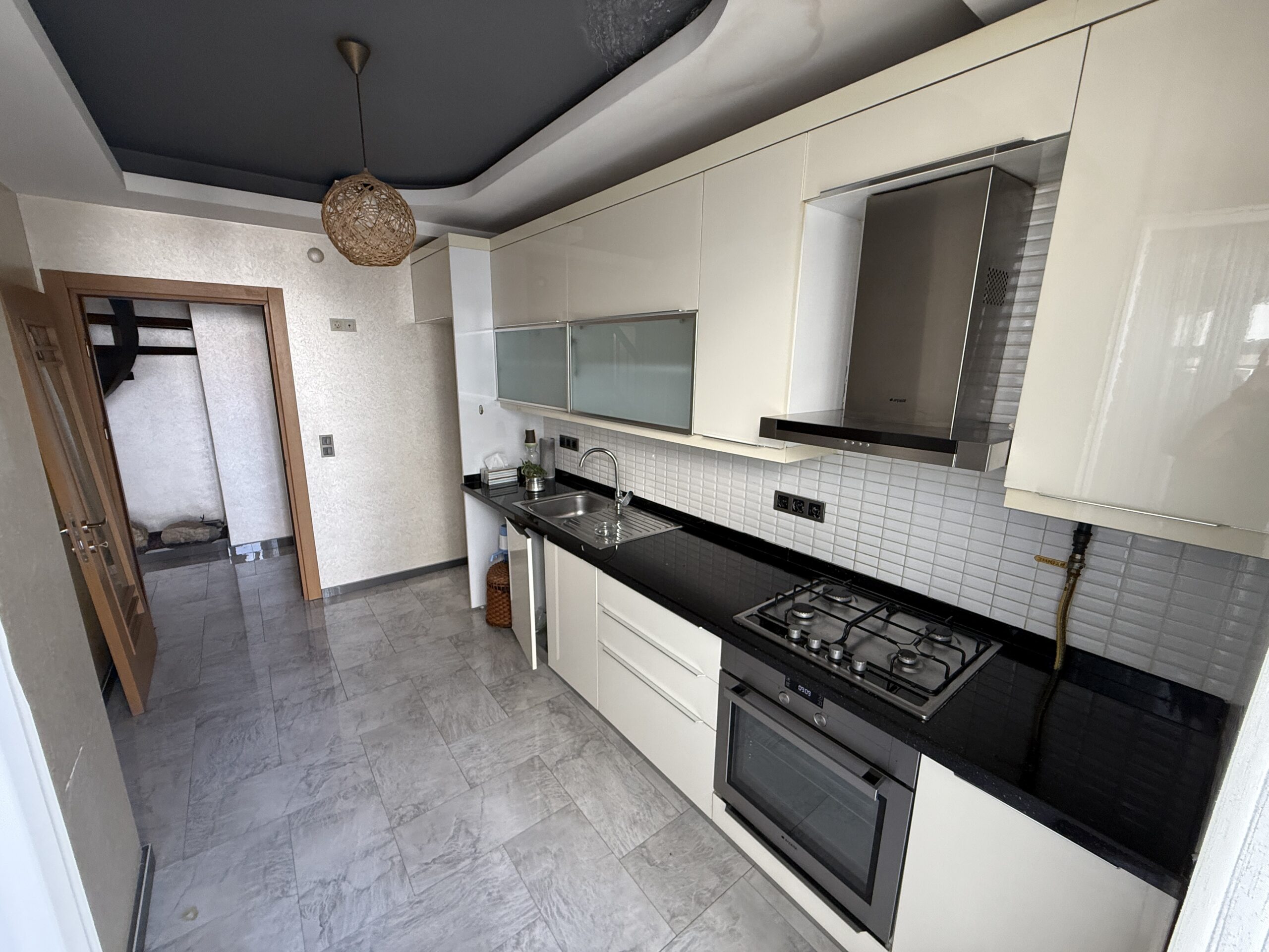 Avcılar merkezde kiralık 3+2 dubleks daire